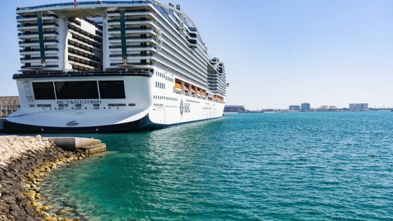ميناء الدوحة يستقبل أكثر من 378 ألف راكب على متن 73 سفينة خلال الموسم السياحي