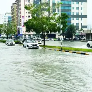 الإمارات تشهد هطول أكبر كميات أمطار منذ 75 عاماً