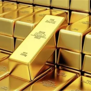 الذهب يتراجع لأدنى مستوياته في أربعة أسابيع