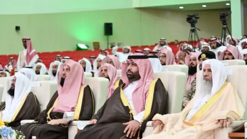 نائب أمير جازان يدشن ندوة "جهود المملكة في محاربة التطرف والإرهاب"