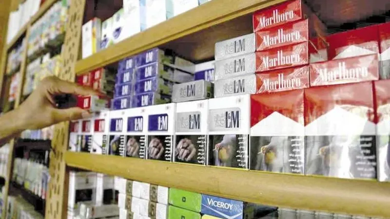 أزمة السجائر تنتهي.. وزير قطاع الأعمال يؤكد توافر الكميات بنفس المستوى السابق