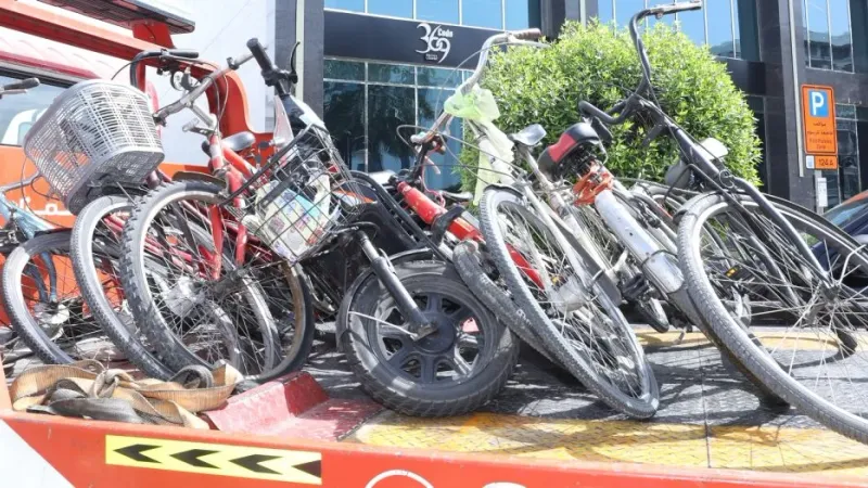 شرطة دبي تضبط 383 دراجة نارية وسكوتر كهربائي في رمضان