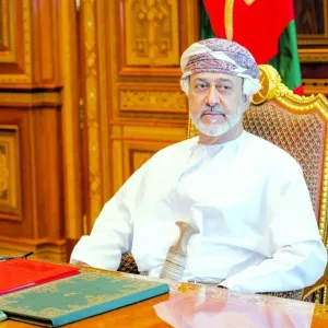 جلالة السلطان يبحث في الكويت العمل الخليجي والقضايا الإقليمية والدولية