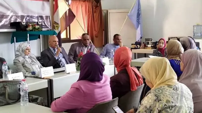 «عيد العمال وبناء الجمهورية الجديدة» في ندوه بمركز النيل للإعلام بأسيوط