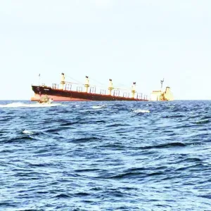 الحوثيون يتبنون استهداف 6 سفن بينها اثنتان في «المتوسط»
