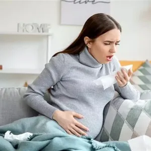 علاج الكحة للحامل في المنزل- 5 طرق قد تساعدِك