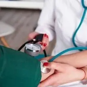 اعرفي أسباب ارتفاع ضغط الدم بعد الولادة وكيفية علاجه