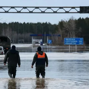 الطوارئ الكازاخية: آلاف المنازل لا تزال مغمورة بمياه الفيضان