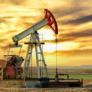 «كامكو إنفست»: النفط إلى أدنى مستوياته في 9 أسابيع