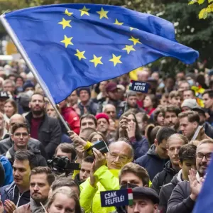 الانتخابات الأوروبية ـ توقعات بمكاسب كبيرة لليمين المتطرف