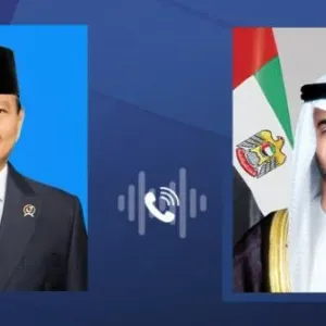 محمد بن زايد يبحث هاتفياً مع المرشّح الرئاسي الإندونيسي تنمية العلاقات