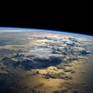 «كوكب واحد لا يكفي».. دراسة تدق ناقوس الخطر: البشر يحتاجون ثروات 3 كواكب أخرى
