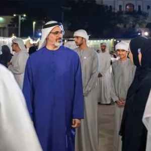 خالد بن محمد بن زايد يشيد بدور المرأة الإماراتية في مسيرة الوطن التنموية