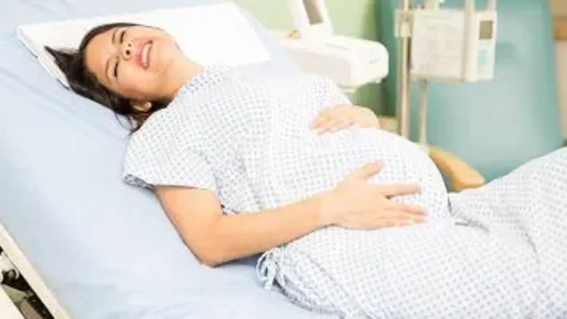 الوقاية من الولادة المبكرة.. نصائح لحمل صحي