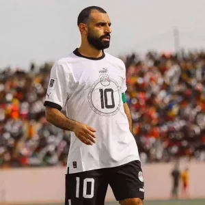 حقيقة رفض محمد صلاح استبداله في مباراة مصر ضد غينيا بيساو