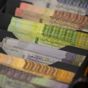الودائع الادخارية في السعودية تقفز 76 % منذ بداية مسار رفع الفائدة