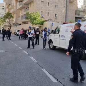 جنود الاحتلال يطلقون النار على فتاة في القدس بزعم تنفيذها عملية طعن