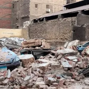 انهيار سور شرفة في فيصل يتسبب في تهشم سيارة
