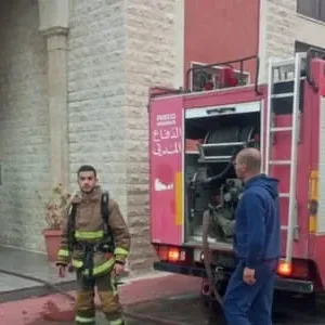 بالصّور: إخماد حريق داخل غرفة للكهرباء