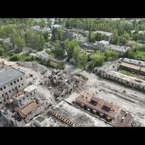 شاهد: لقطات تُظهر حجم الدمار بعد أشهر من الضربات الروسية على شرق أوكرانيا…