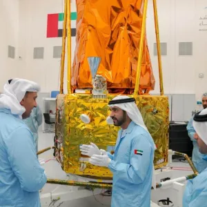 الإمارات تطلق القمر الاصطناعي “محمد بن زايد سات” في أكتوبر المقبل