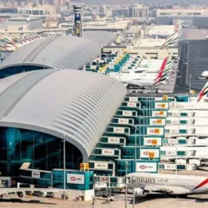 مطار دبي الدولي: نواجه تحديات تشغيلية بسبب الظروف الجوية