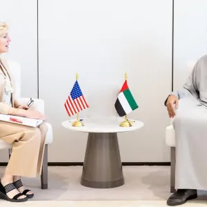 الإمارات وأميركا تبحثان تعزيز العلاقات في مجال الطاقة