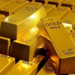 الذهب يرتفع ويتجه لتسجيل أول مكسب أسبوعي منذ شهر