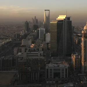 السعودية ترفع مستهدف الاستدانة 60% عن احتياجاتها التمويلية