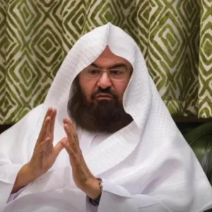 الشيخ "السديس" يرثي نائبه الراحل عبدالعزيز الفالح