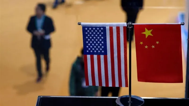 تقرير: الشركات الصينية تستهزئ بالعقوبات الأمريكية