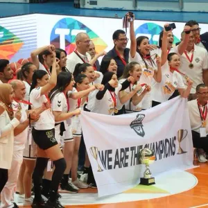نهائي كاس تونس لكرة السلة للكبريات - شبيبة المنازه تفوز على الجمعية النسائية بجمال وتحافظ على لقبها