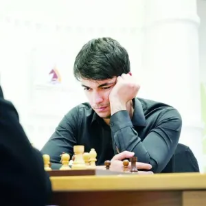 مرادلي ينفرد بصدارة «دبي المفتوحة للشطرنج»