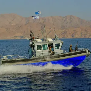 إعلام عبربي: انقلاب سفينة حربية إسرائيلية وإصابة سبعة جنود