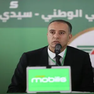 هادو هبلو.. الإتحاد الجزائري لكرة القدم يدرس الإنضمام إلى آسيا