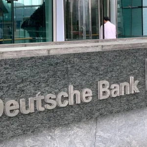 «دويتشه بنك» يواجه غضب المستثمرين بسبب «بوست بنك»