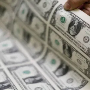 ارتفاع الدولار بدعم من انتعاش العوائد الأمريكية