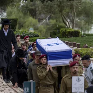 تشييع جثمان جندي إسرائيلي قُتل في هجوم بطائرة مسيرة تابعة لحزب الله