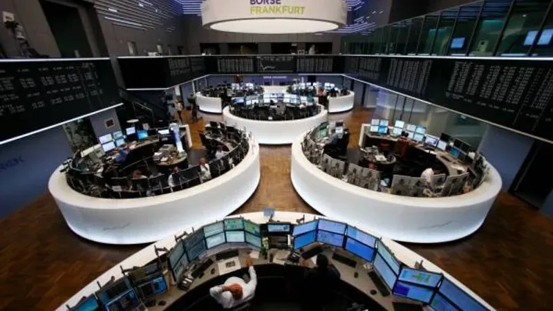 الأسهم الأوروبية تغلق على ارتفاع طفيف.. ودويتشه بنك يتكبد 8.6%