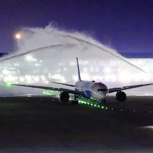 مطار حمد يعزز خطوط الربط الجوي بين قطر والصين