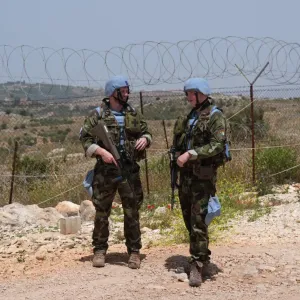 حرب جنوب لبنان تنتقل من محاولة «قطع الأذرع الإيرانية» إلى «تحييدها»