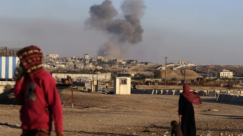 غارات جوية إسرائيلية على مناطق بمدينتي غزة ورفح (فيديو)