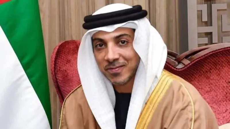 منصور بن زايد: كل التوفيق لعبدالله آل حامد لاستكمال مسيرة التطوير والإنجاز للقطاع الإعلامي في الدولة