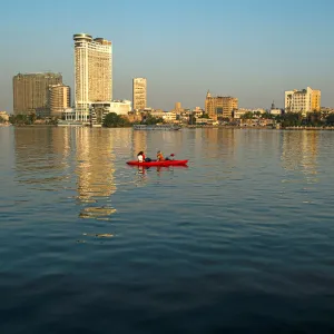 إيرادات مصر السياحية ترتفع إلى 6.6 مليار دولار بالنصف الأول