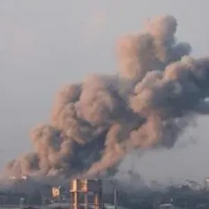 القاهرة الإخبارية: تصاعد أعمدة الدخان فى شمال غزة جراء الغارات الإسرائيلية