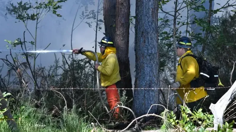 اليونان تكافح حرائق الغابات في جزيرة كوس لليوم الثاني