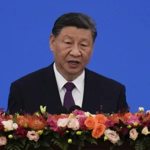 الرئيس الصيني يغادر في زيارة دولة إلى كازاخستان وطاجيكستان