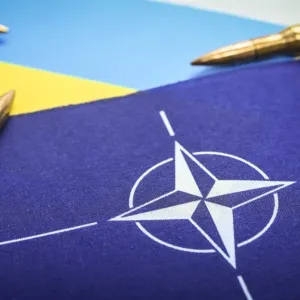 حلف الناتو: أوكرانيا ليست مؤهلة بعد للانضمام إلى حلف الناتو