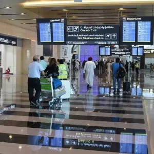 أعداد المسافرين عبر مطارات عُمان ترتفع 16.4% بنهاية أبريل