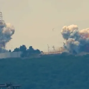 "حزب الله" يستهدف مقر الفرقة 91 في ثكنة "بيرانيت" بالصواريخ الثقيلة (فيديو)